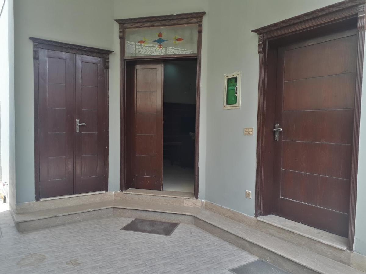 Fully Serviced Holiday Home Near Lahore Ring Road Εξωτερικό φωτογραφία
