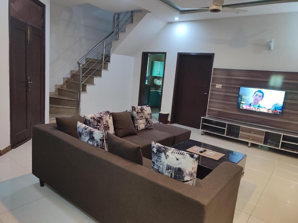 Fully Serviced Holiday Home Near Lahore Ring Road Εξωτερικό φωτογραφία