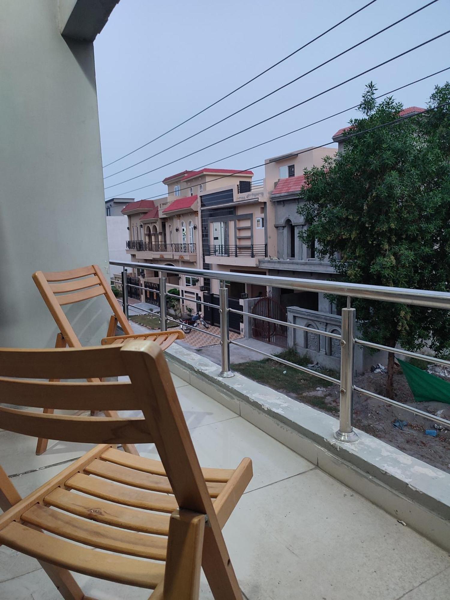Fully Serviced Holiday Home Near Lahore Ring Road Εξωτερικό φωτογραφία